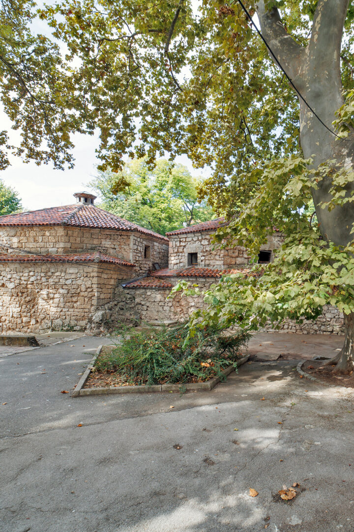 amam-i-kupatilo-park-1280px